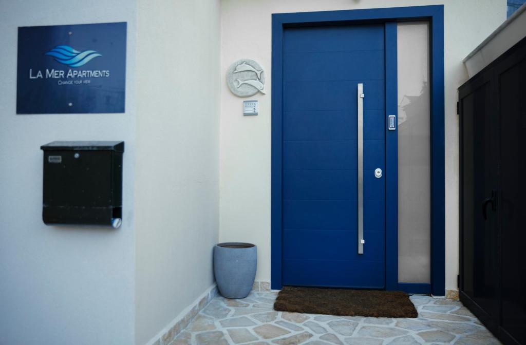 La Mer Apartments - 3