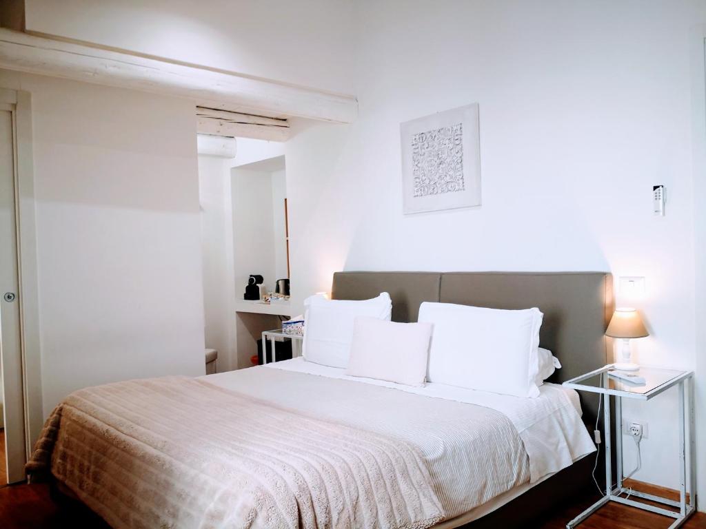 La Maison De Charme ROOMS - 17