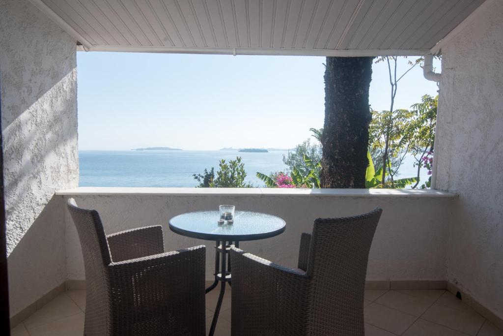 Kommeno Bay Apartments - 9