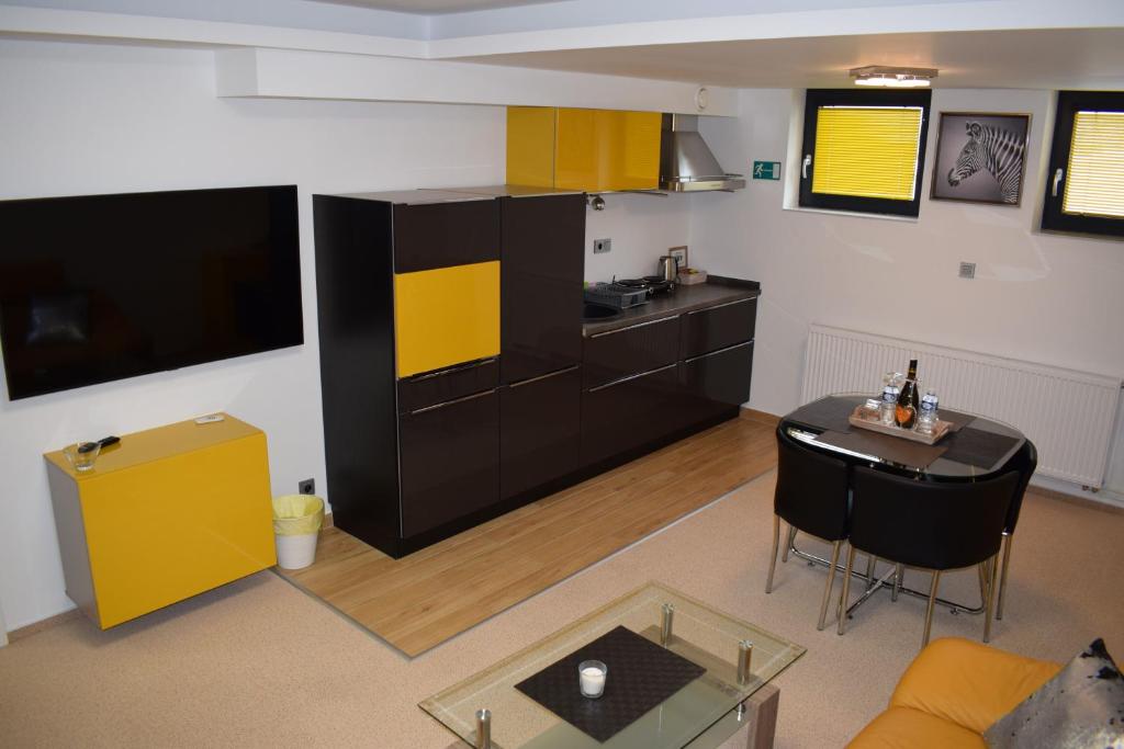 GRAND HARRACHOV PENSION v centru - 8