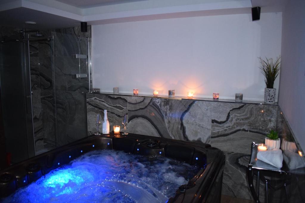 GRAND HARRACHOV PENSION v centru - 17