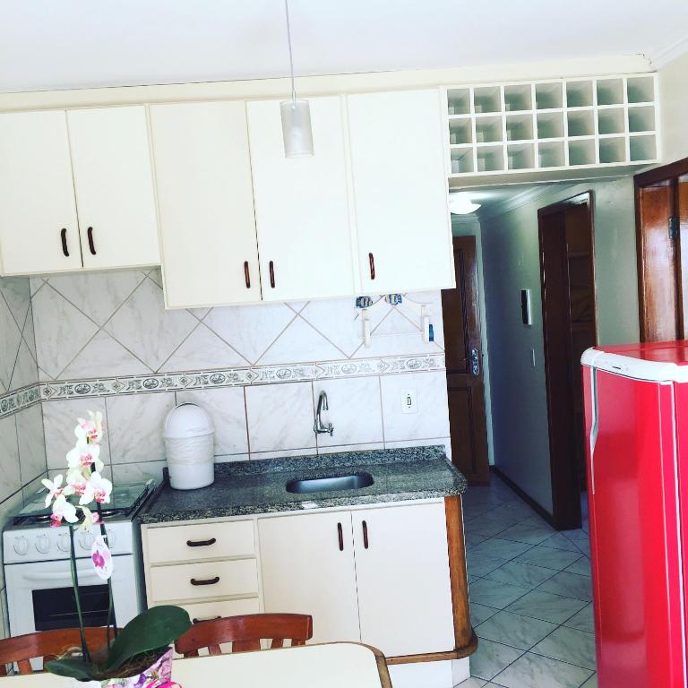 A cozinha ou cozinha compacta de Pousada Vila Del Mare - Frente Praia