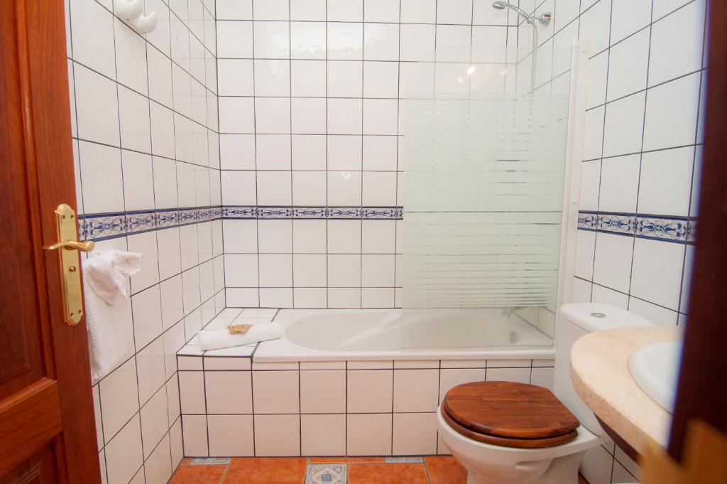 Un baño de Hotel El Tejar & Spa