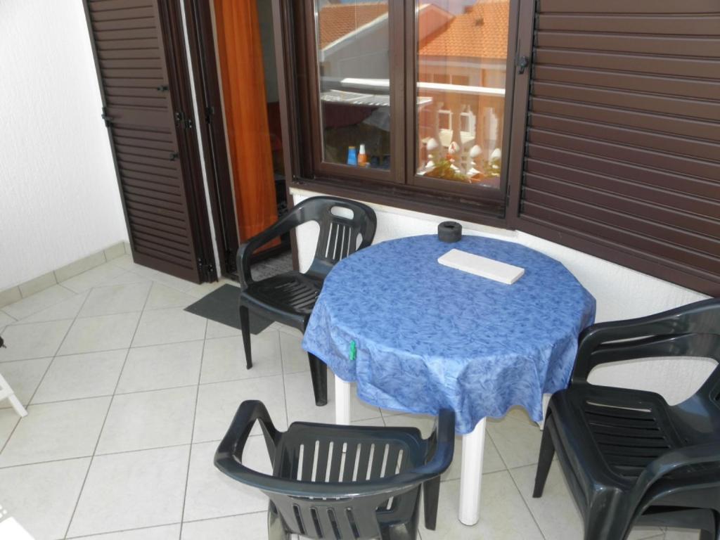 Fotografia z galérie ubytovania Apartments Milan in Baska (863) v destinácii Baška
