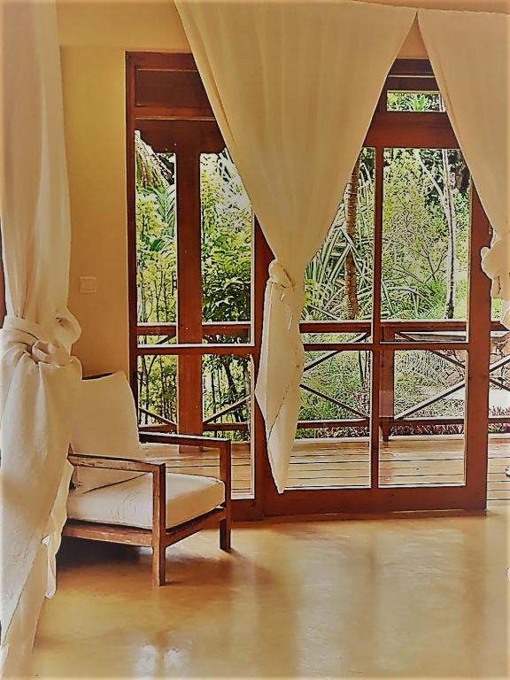 Фотография из галереи Waterfall Accomodation в Порт-Глоде