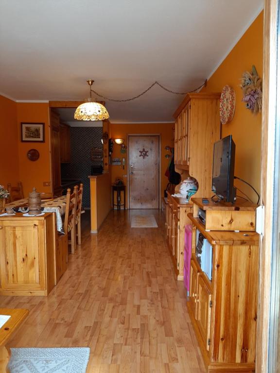 TV a/nebo společenská místnost v ubytování Maison Giada