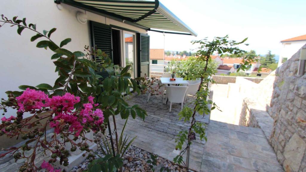 Malinska Apartment 15