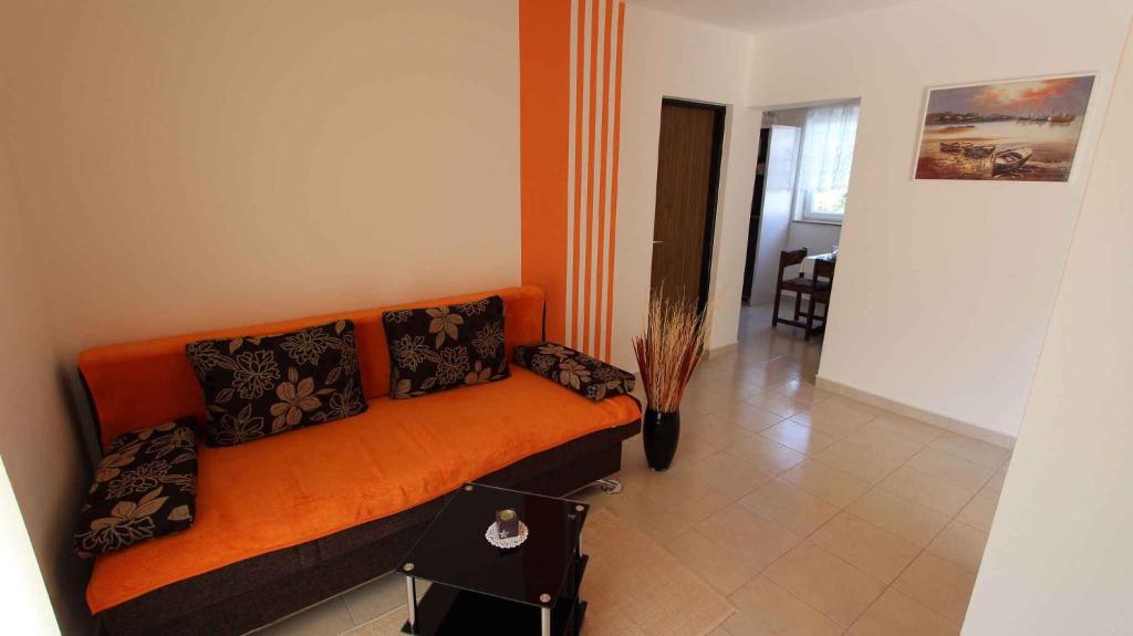 Część wypoczynkowa w obiekcie Malinska Apartment 2