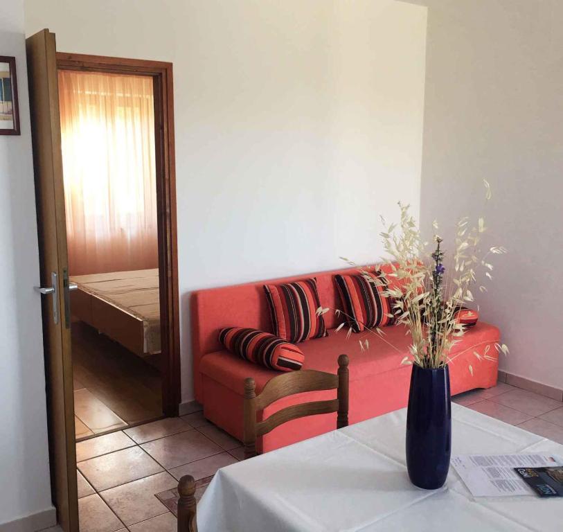 Fotografie z fotogalerie ubytování One-Bedroom Apartment Novi Vinodolski near Sea 7 v destinaci Povile