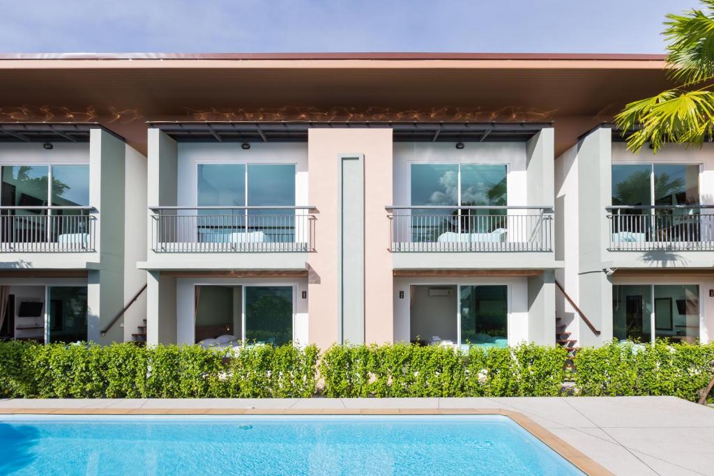 Bazén v ubytování Parida Resort nebo v jeho okolí