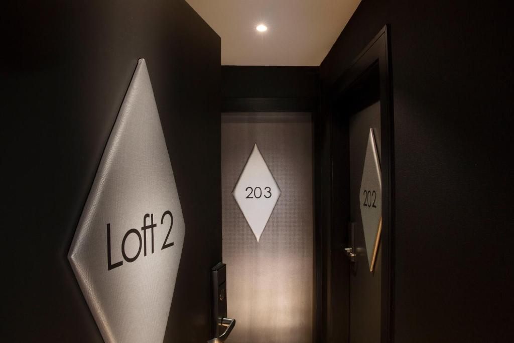 L'Empire Paris - Louvre - Resim 40