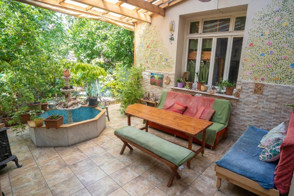 Zahrada ubytování Lotus Garden Hostel Izmir