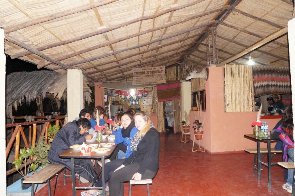 Restaurace v ubytování Paraiso Las Palmeras Lodge