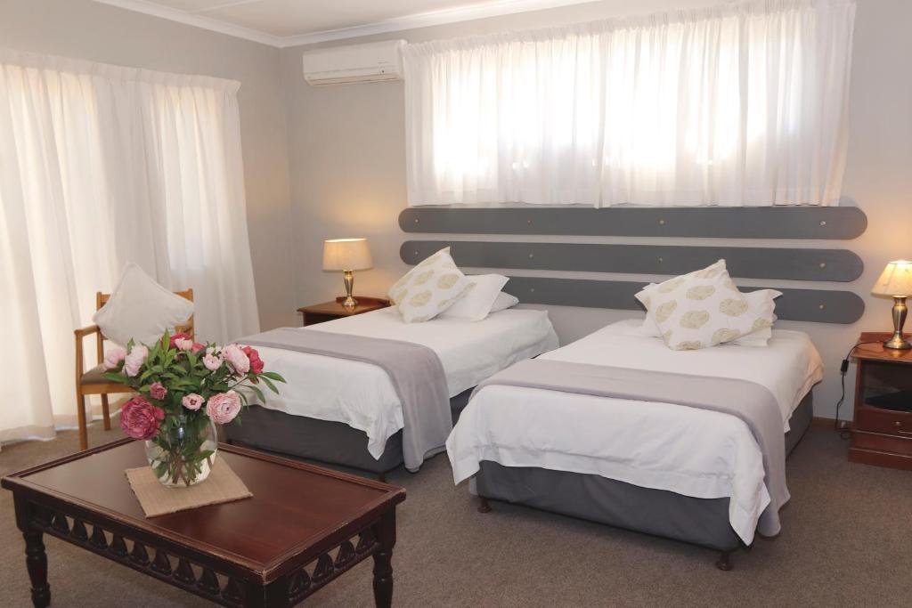 The Village Guesthouse - Deluxe Family Room