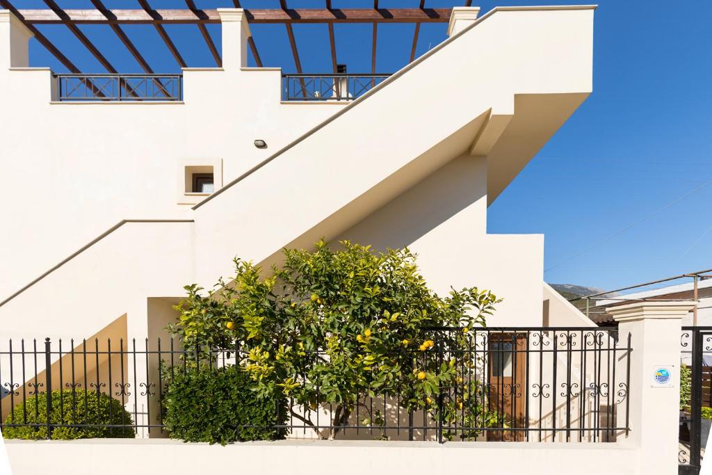 Balkón nebo terasa v ubytování Lemon Tree Corfu Apartments by Konnect