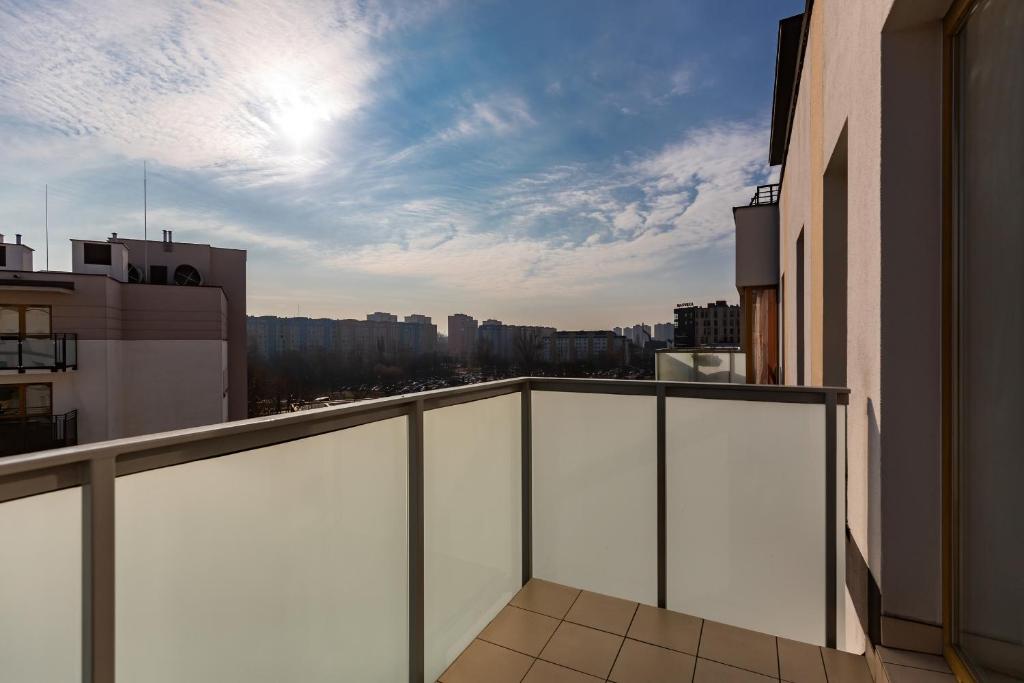 Fotografia z galérie ubytovania Metro Bielany Apartments by Noclegi Renters vo Varšave