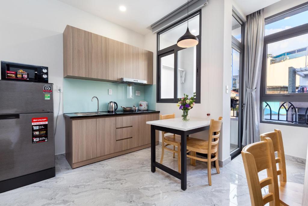 Studio Serviced Apartment - Phu Nhuan center