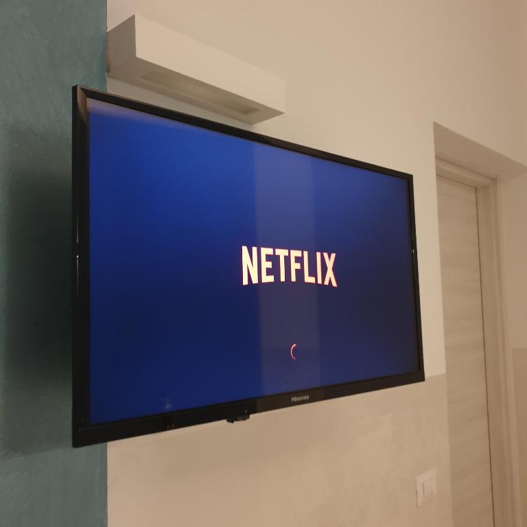TV a/nebo společenská místnost v ubytování Bergamo City - Self Check-in