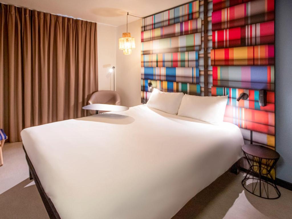 Postel nebo postele na pokoji v ubytování ibis Styles Perpignan Centre Gare