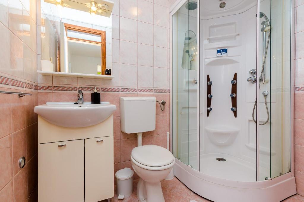 Kúpeľňa v ubytovaní Apartments Nicol