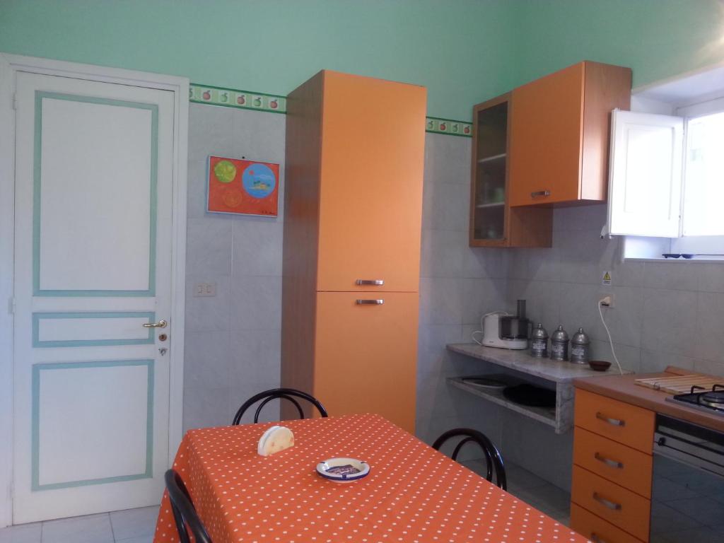 A kitchen or kitchenette at Il Giardino Del Purgatorio