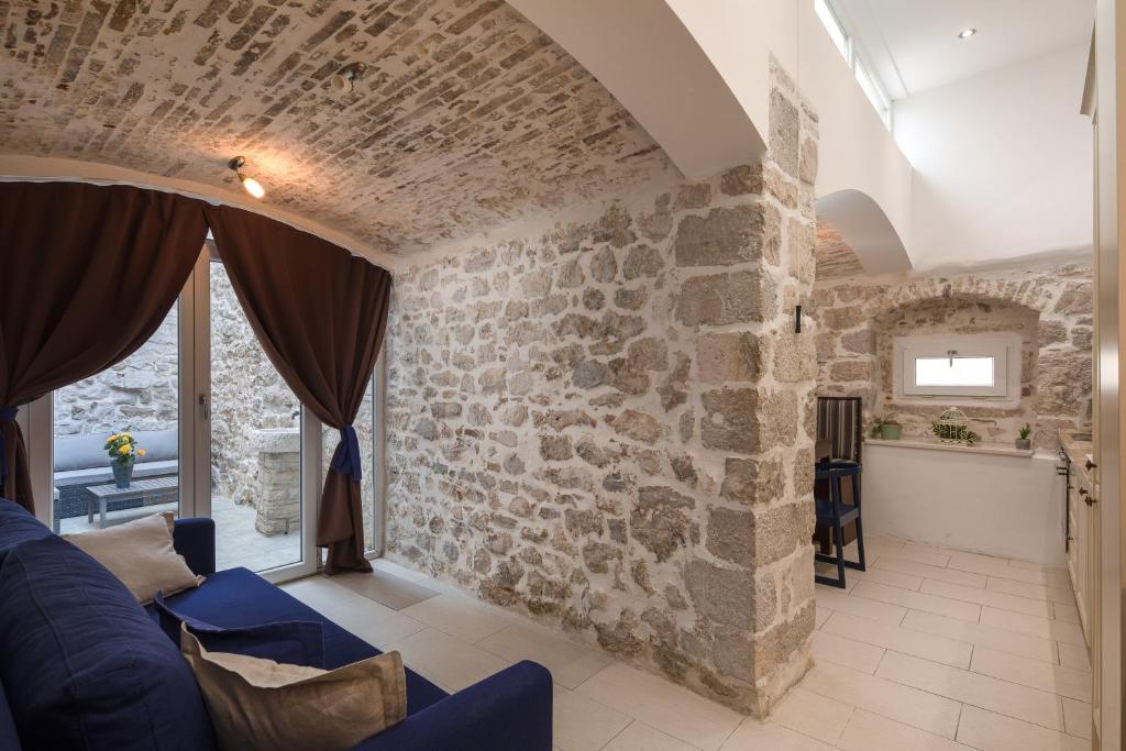 Televízia a/alebo spoločenská miestnosť v ubytovaní Luxury spacious studio in the heart of Split