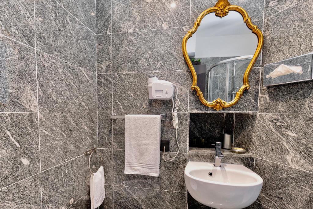 Koupelna v ubytování Aiello Rooms