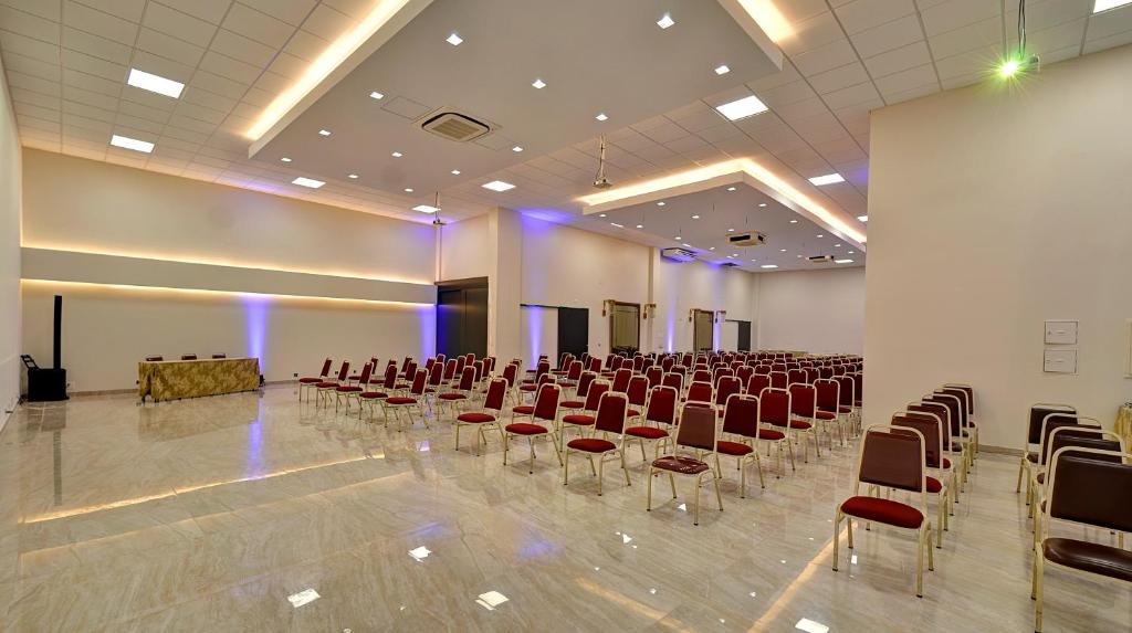 Porto Minas Hotel e Convenções