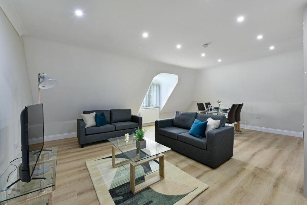 Deanway Serviced Apartments Chalfont St Giles By 360Stays - Twee Slaapkamers Appartement