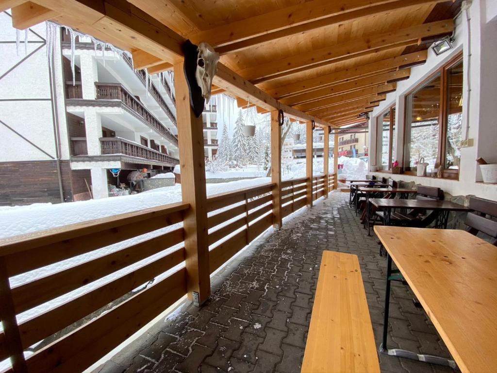 Restaurace v ubytování Pensiunea Pasul Clabucetului