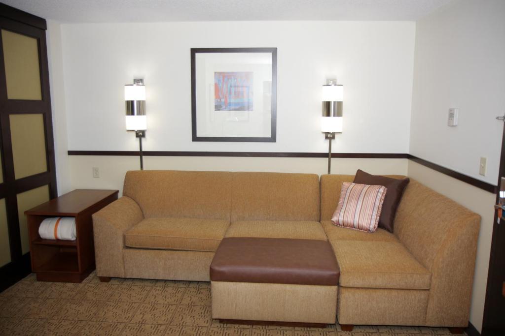 Hyatt Place Fort Myers at the Forum - Chambre Roi Avec Canapé-lit - Plancher Haut