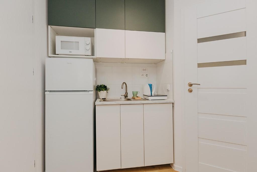 Fotografia z galérie ubytovania Stadion Narodowy Warszawa UNIT ApartmentMini noclegi Super lokalizacja przy Metro MiniStudio with private banthroom vo Varšave