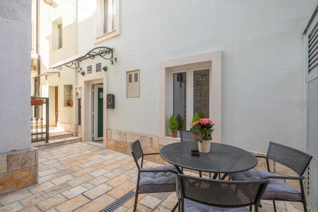 Balkón nebo terasa v ubytování 3 - beautiful modern apt in the heart of Split