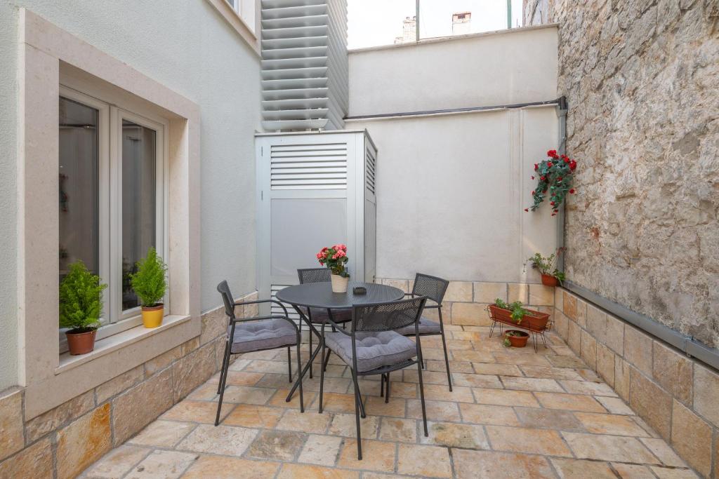 Balkón nebo terasa v ubytování 3 - beautiful modern apt in the heart of Split