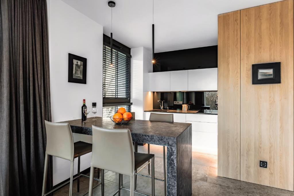 PLATiNIUM RESIDENCE&SPA BASEN-SAUNA "BEST VIEW" CENTER - 13