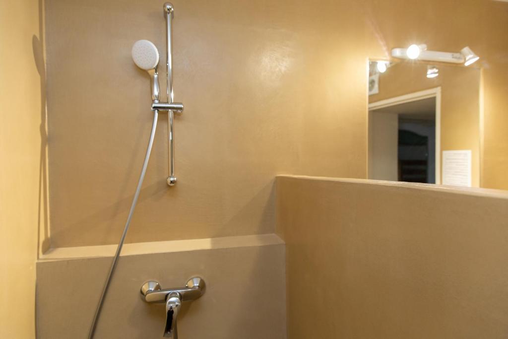 Koupelna v ubytování Hôtel & Appart-hôtel Olatua