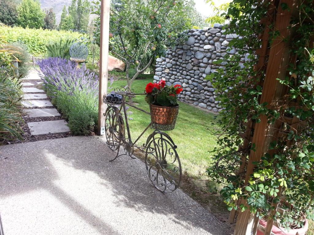 River Rock Estate - Resim 36