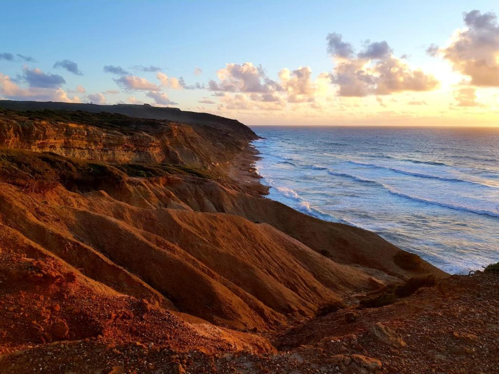 Sublime Sun & Van - By Meco Stays, Alfarim (updated prices 2025)