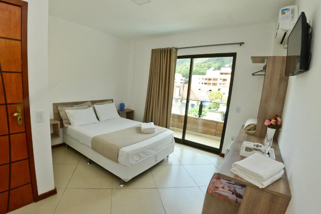  SUPER CASA de 10 suítes no coração de Teresópolis
