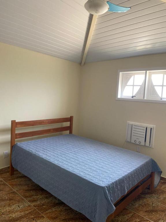  casa com 3 suítes em cabo frio-RJ