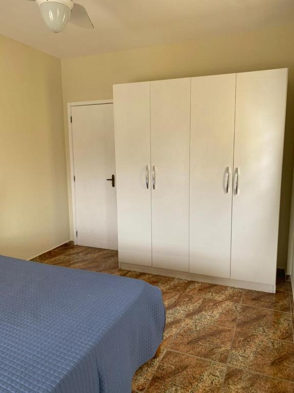  casa com 3 suítes em cabo frio-RJ