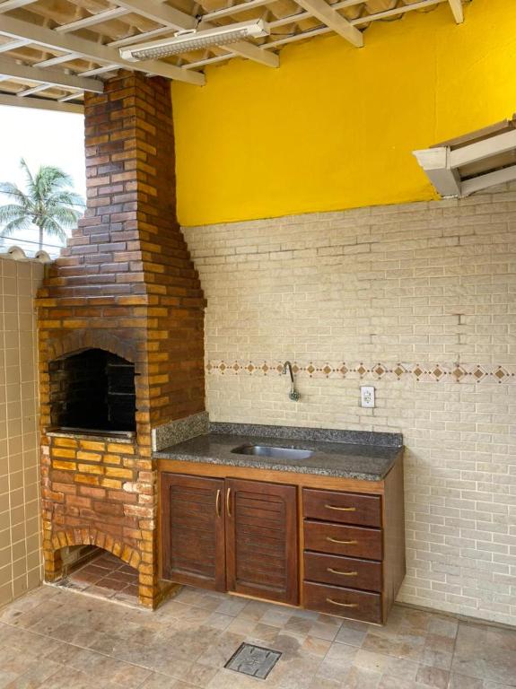  casa com 3 suítes em cabo frio-RJ