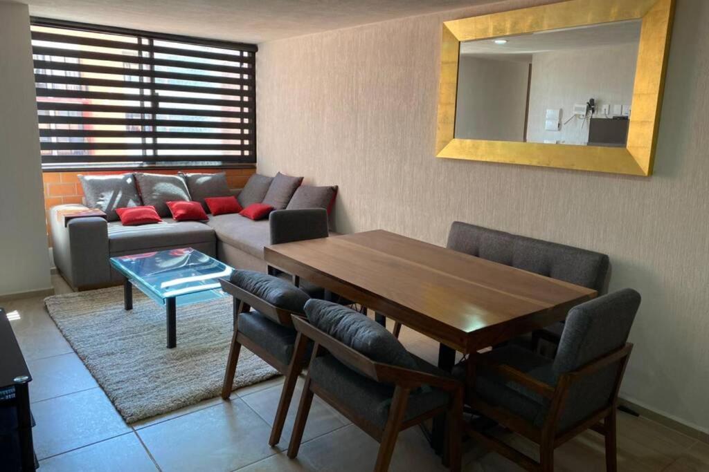 Departamento nuevo cerca del CUAAD y Zoológico. - Housity