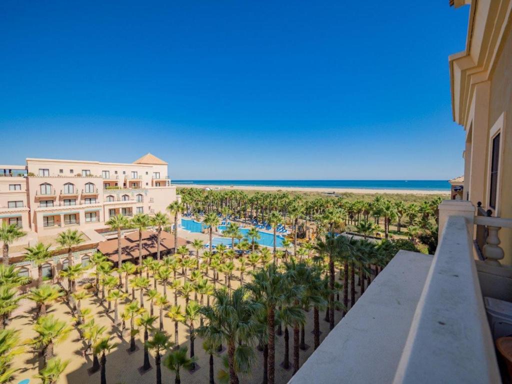 Bazén v ubytování Playa Canela I by Ĥ nebo v jeho okolí