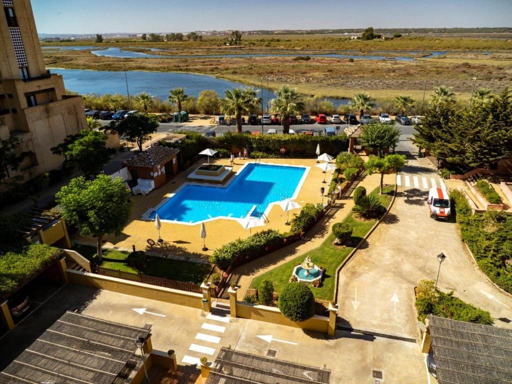 Bazén v ubytování Playa Canela I by Ĥ nebo v jeho okolí