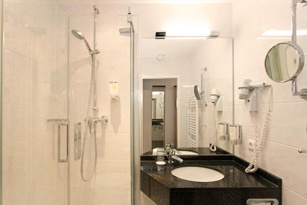 Star-Apart Hansa Hotel - Standard Single Room