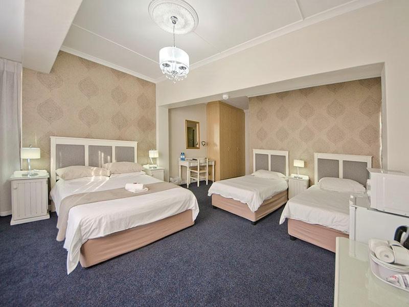 The Russel Hotel - Image 14