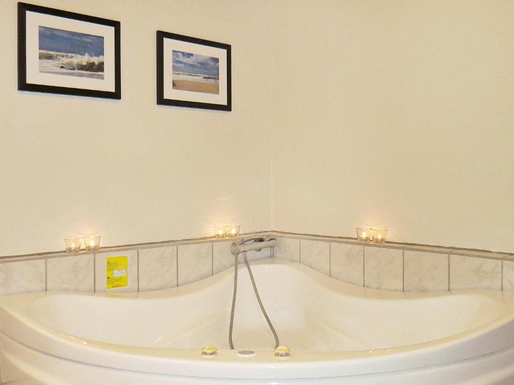 Koupelna v ubytování 10 person holiday home in Harboøre-By Traum