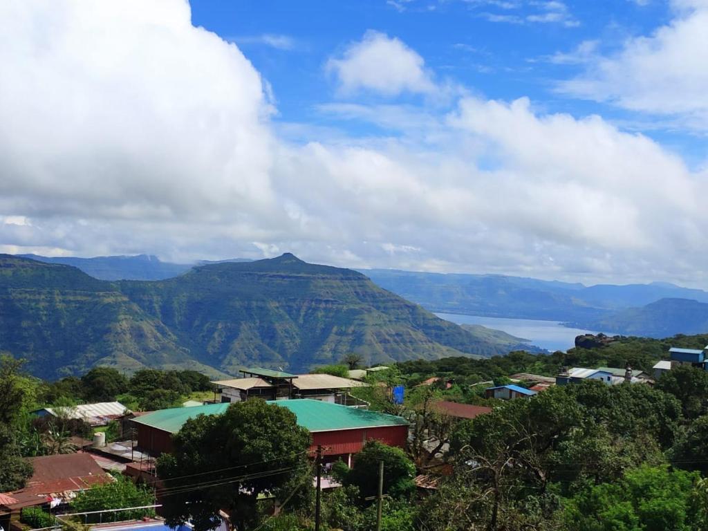 Gallery image of D-LITE COTTAGE in Mahabaleshwar