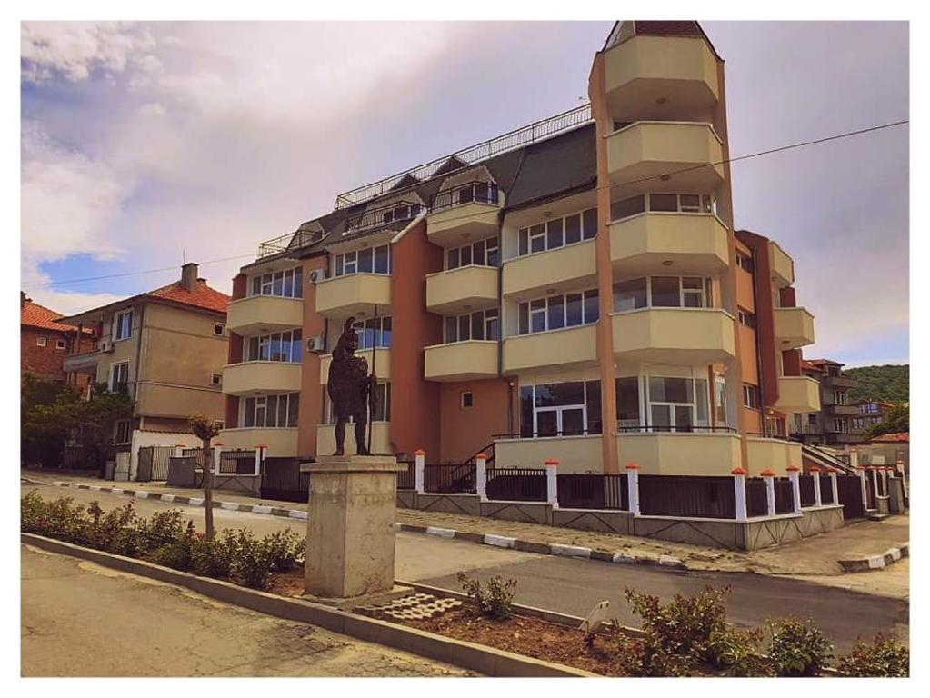 Вила Пепина 2